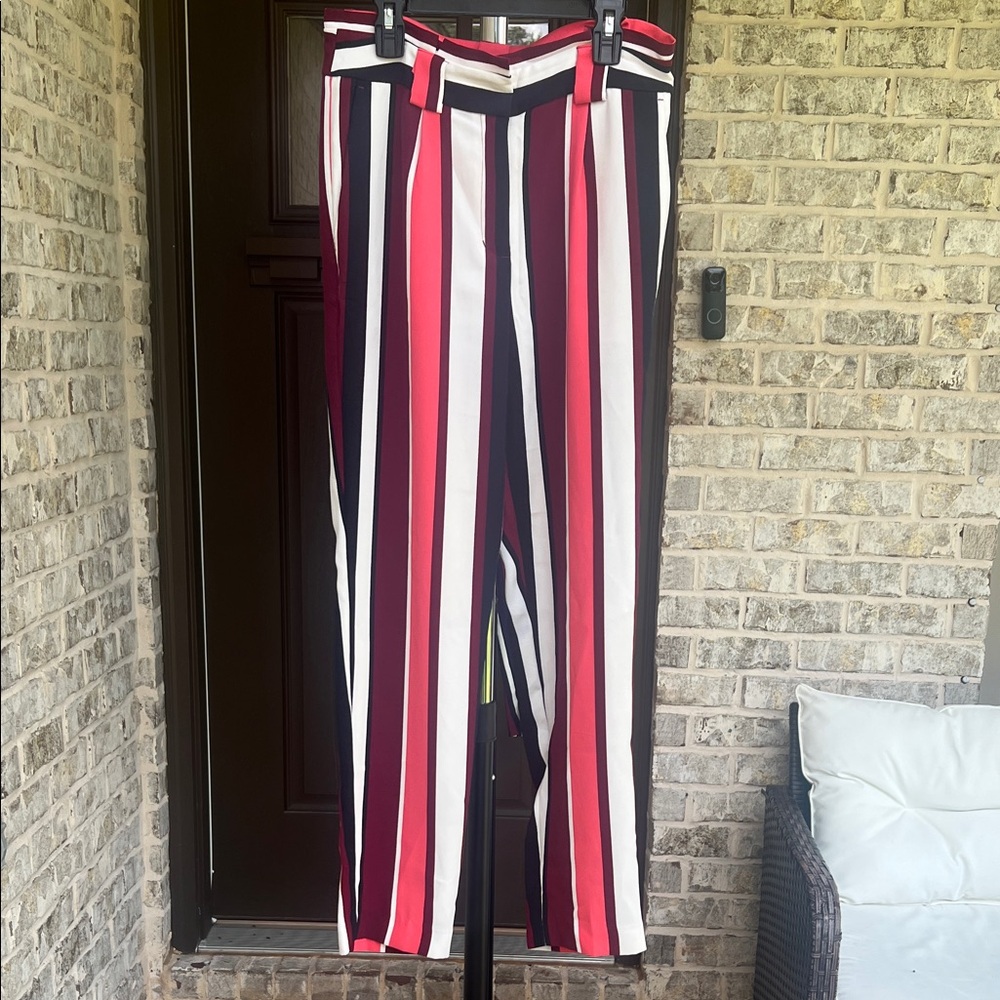 Express High Rise Ankle Trouser Pants size 4 Striped Coral, Maroon, Blk & White.